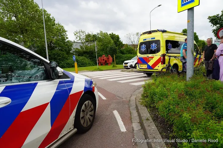 Fietsster aangereden door automobiliste in Grootebroek