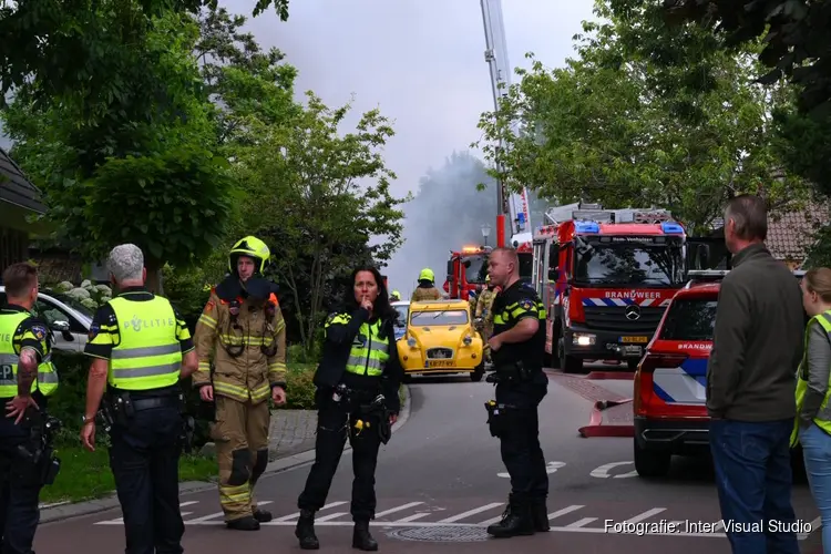 Flinke brand in opslagloods in Hem