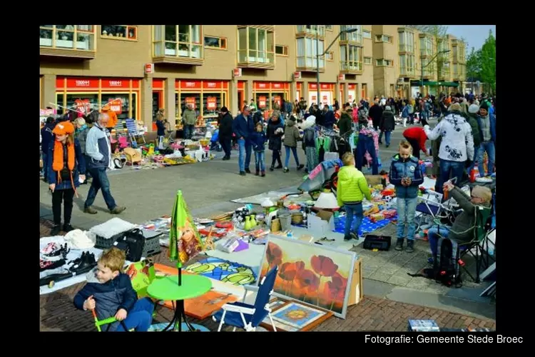 Koningsdag in Stede Broec