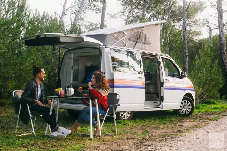 De binnenlandse vraag naar campervakanties groeit in juni en juli 900% in vergelijking met vorig jaar